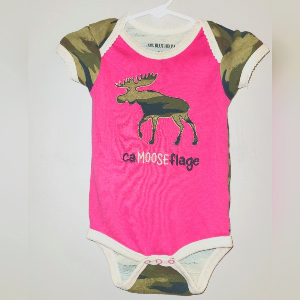 "CaMooseFlage" Funny Hot Pink Green Camo Moose Baby Onesie 6-12 Months